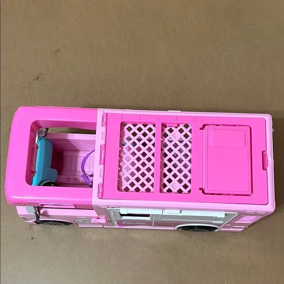 Camper RV - Picture 13 of 16